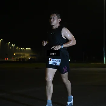 Runner Photo 7563187