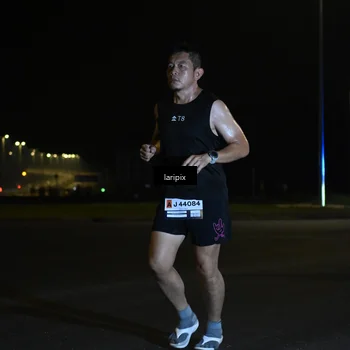 Runner Photo 7563189