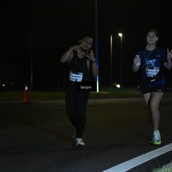 Runner Photo 7563193