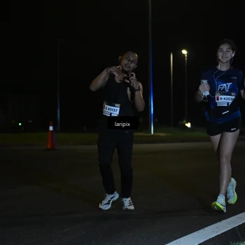 Runner Photo 7563195
