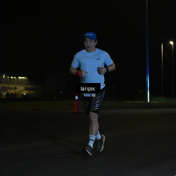 Runner Photo 7563202