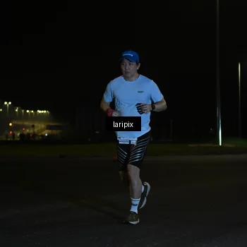 Runner Photo 7563207
