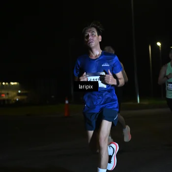 Runner Photo 7563212