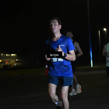 Runner Photo 7563214