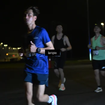 Runner Photo 7563219