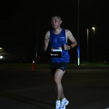 Runner Photo 7563258