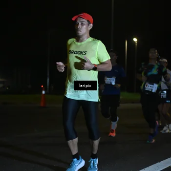 Runner Photo 7563278