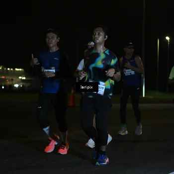 Runner Photo 7563280