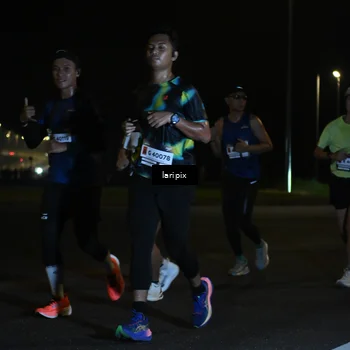 Runner Photo 7563281