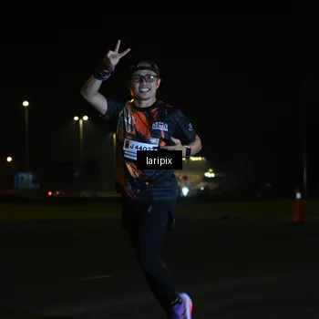 Runner Photo 7563293