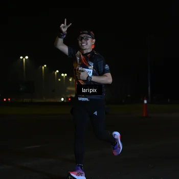 Runner Photo 7563296