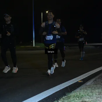 Runner Photo 7563312