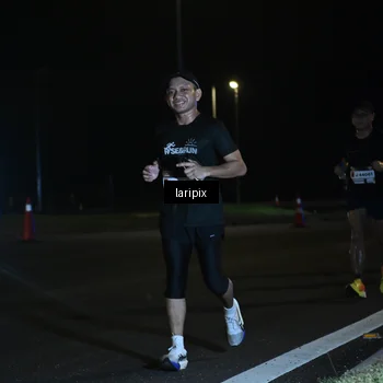 Runner Photo 7563366