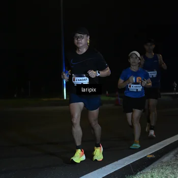 Runner Photo 7563372