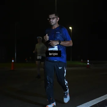Runner Photo 7563388