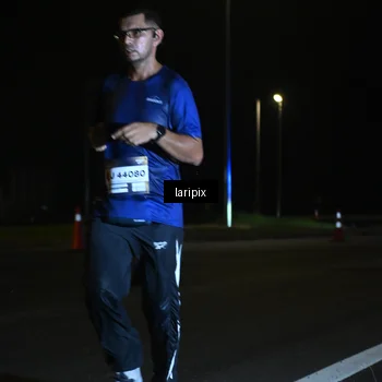 Runner Photo 7563395