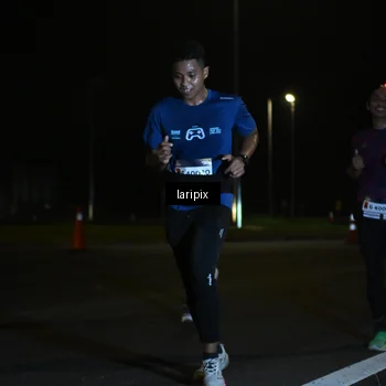 Runner Photo 7563396