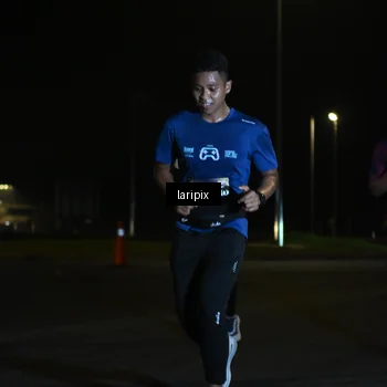 Runner Photo 7563397