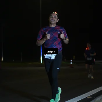 Runner Photo 7563402