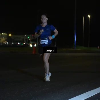 Runner Photo 7563412