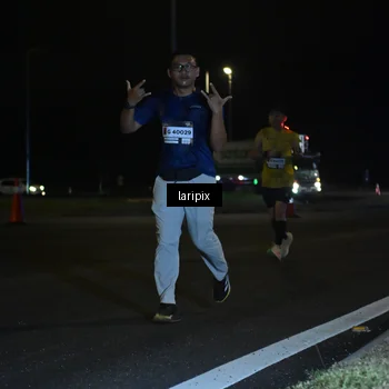 Runner Photo 7563422