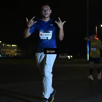 Runner Photo 7563438