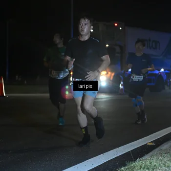 Runner Photo 7563445