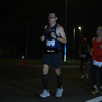 Runner Photo 7563466
