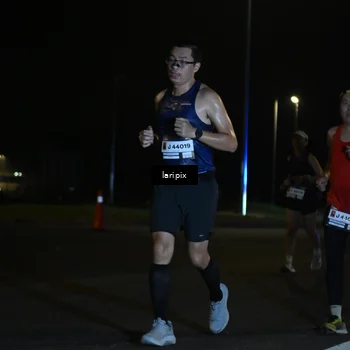 Runner Photo 7563471