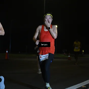 Runner Photo 7563473
