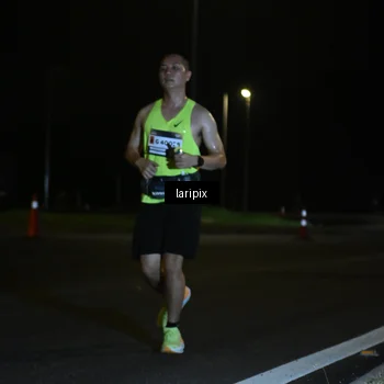 Runner Photo 7563495