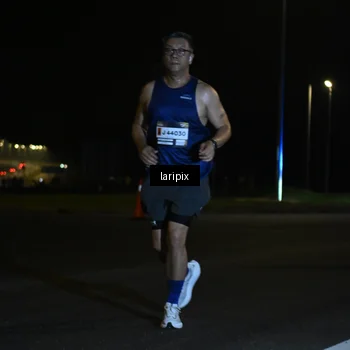 Runner Photo 7563511