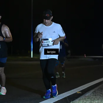 Runner Photo 7563529