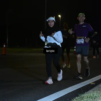 Runner Photo 7563533