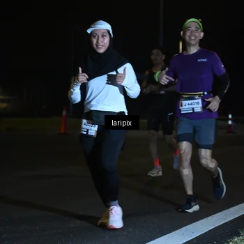 Runner Photo 7563543