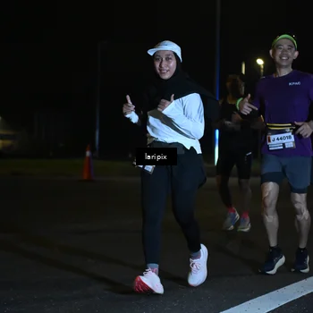 Runner Photo 7563548