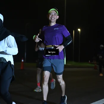 Runner Photo 7563553