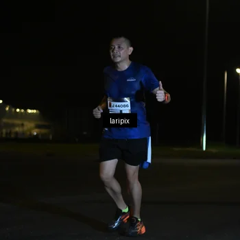 Runner Photo 7563586