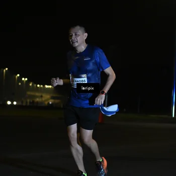Runner Photo 7563587