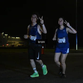 Runner Photo 7563618