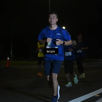Runner Photo 7563627