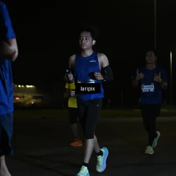 Runner Photo 7563632