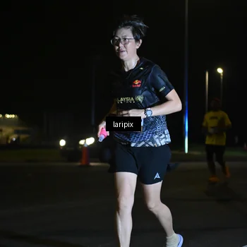 Runner Photo 7563639