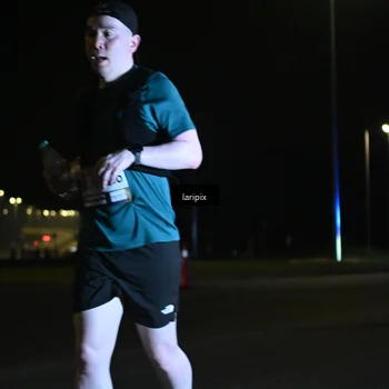 Runner Photo 7563640