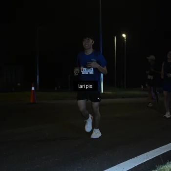Runner Photo 7563644