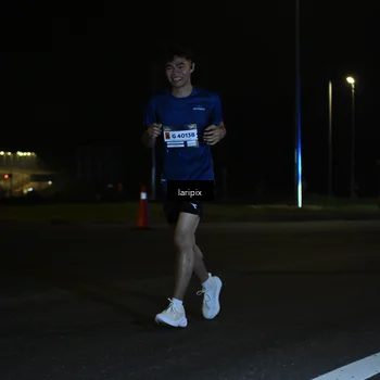 Runner Photo 7563648