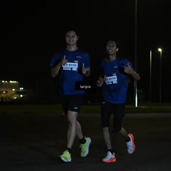 Runner Photo 7563683