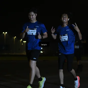 Runner Photo 7563684