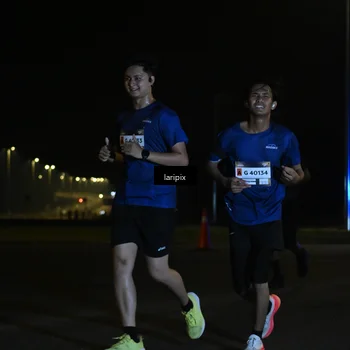 Runner Photo 7563688