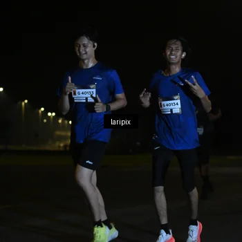 Runner Photo 7563693
